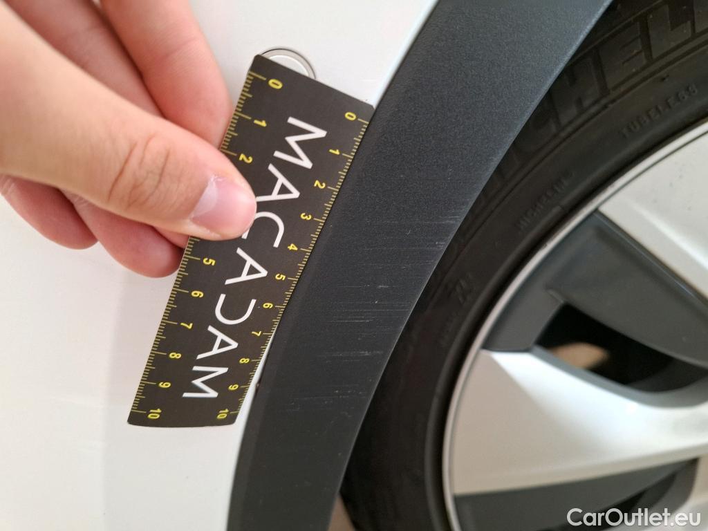  Tesla  Model Y TESLA  / 2020 / 5P / SUV Long Range Dual Motor AWD #20