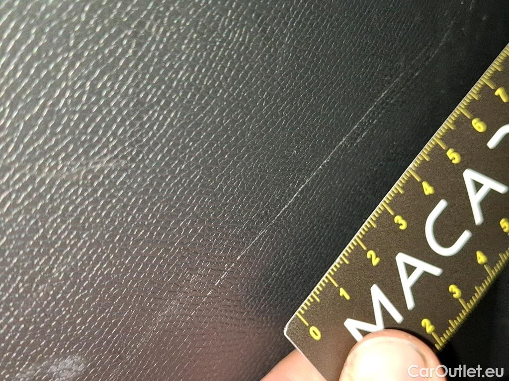  Peugeot  3008 PEUGEOT  / 2020 / 5P / SUV PureTech 180 S&S EAT8 GT Pack #19