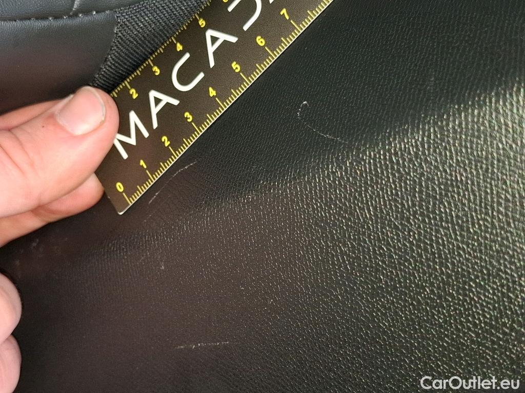  Peugeot  3008 PEUGEOT  / 2020 / 5P / SUV PureTech 180 S&S EAT8 GT Pack #22