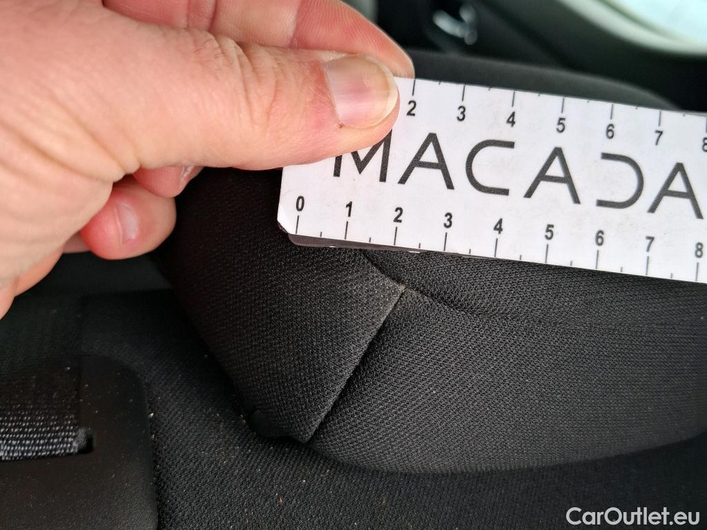  Nissan  Micra NISSAN  / 2016 / 5P / Berline IG-T 92 Business Edition #16