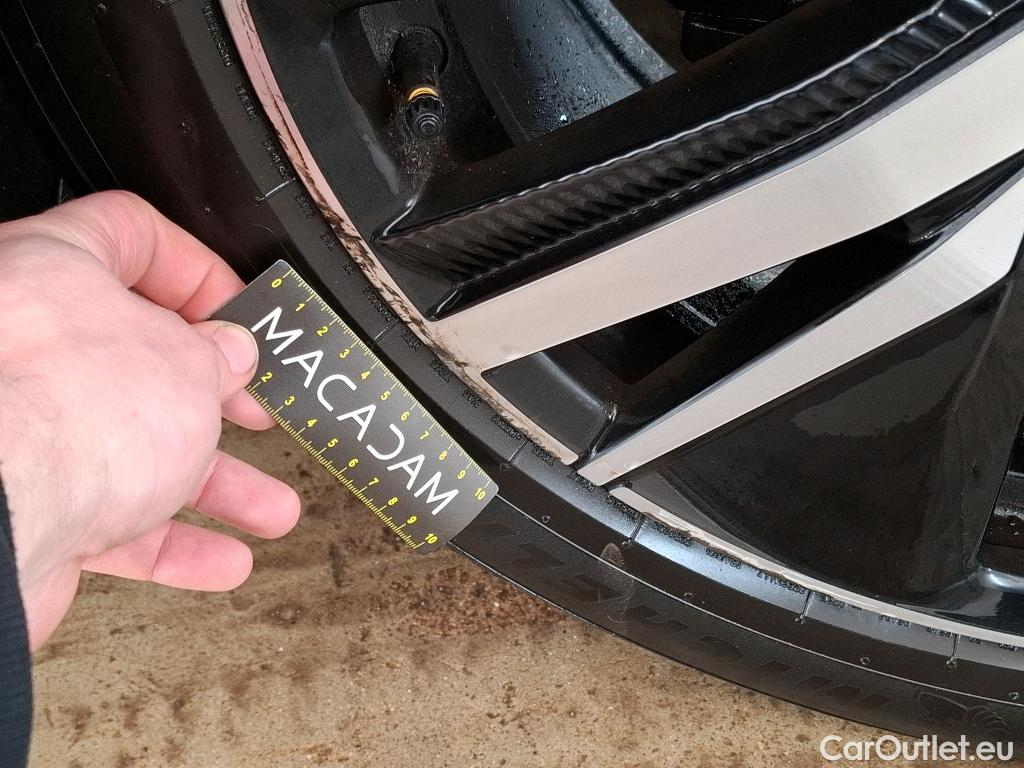  Peugeot  3008 PEUGEOT  / 2020 / 5P / SUV PureTech 180 S&S EAT8 GT Pack #4