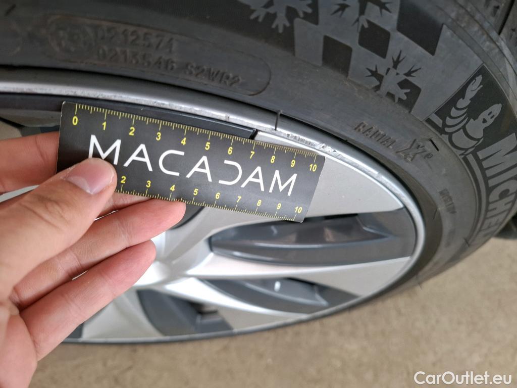  Tesla  Model Y TESLA  / 2020 / 5P / SUV Long Range Dual Motor AWD #10