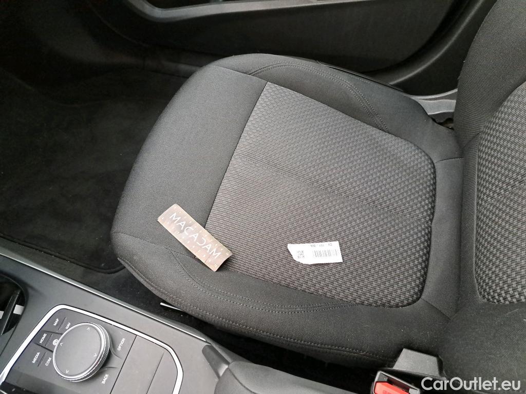  Bmw  Serie 1 BMW Série 1 / 2019 / 5P / Berline 116d DKG7 Business Design #10