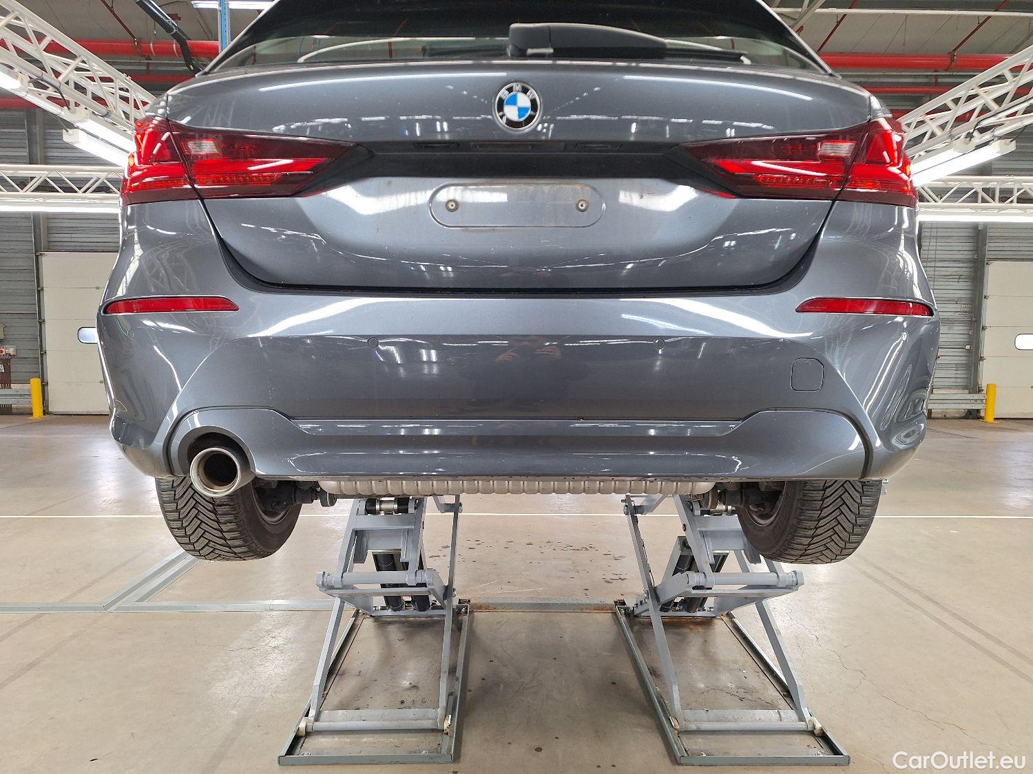  Bmw  Serie 1 BMW, 1-serie '19, BMW 1 Reeks Hatch 116i (80 kW) 5d #24