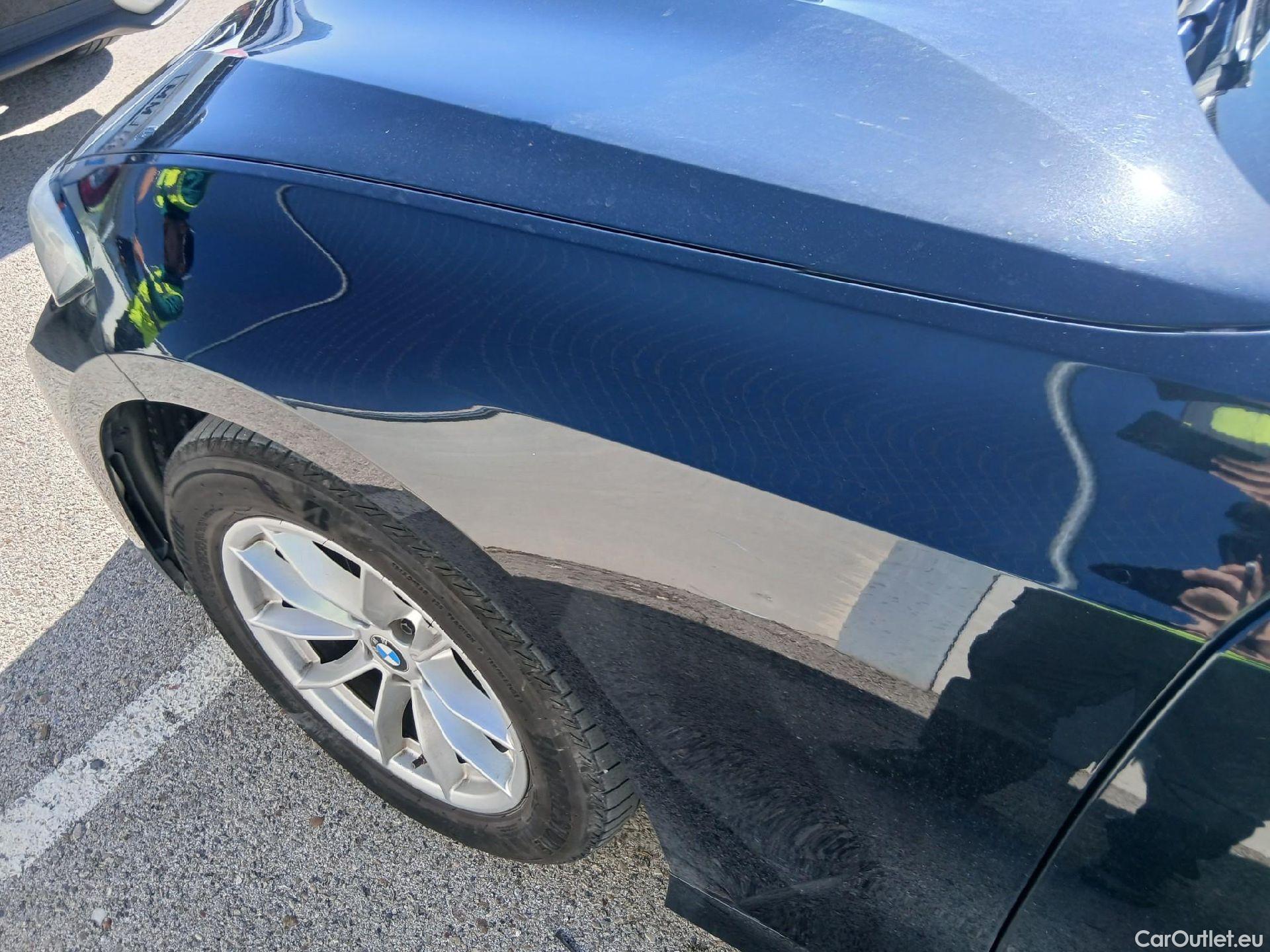  Bmw  Serie 3 BMW  / 2018 / 4P / sedán 318d Auto. #6