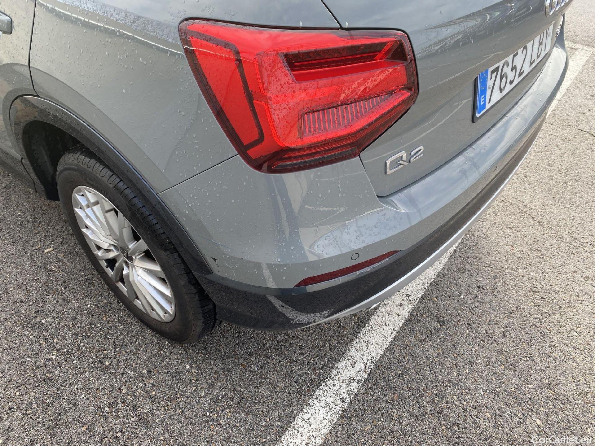  Audi  Q2 AUDI  / 2016 / 5P / todoterreno Design 30 TFSI 85kW (116CV) #9