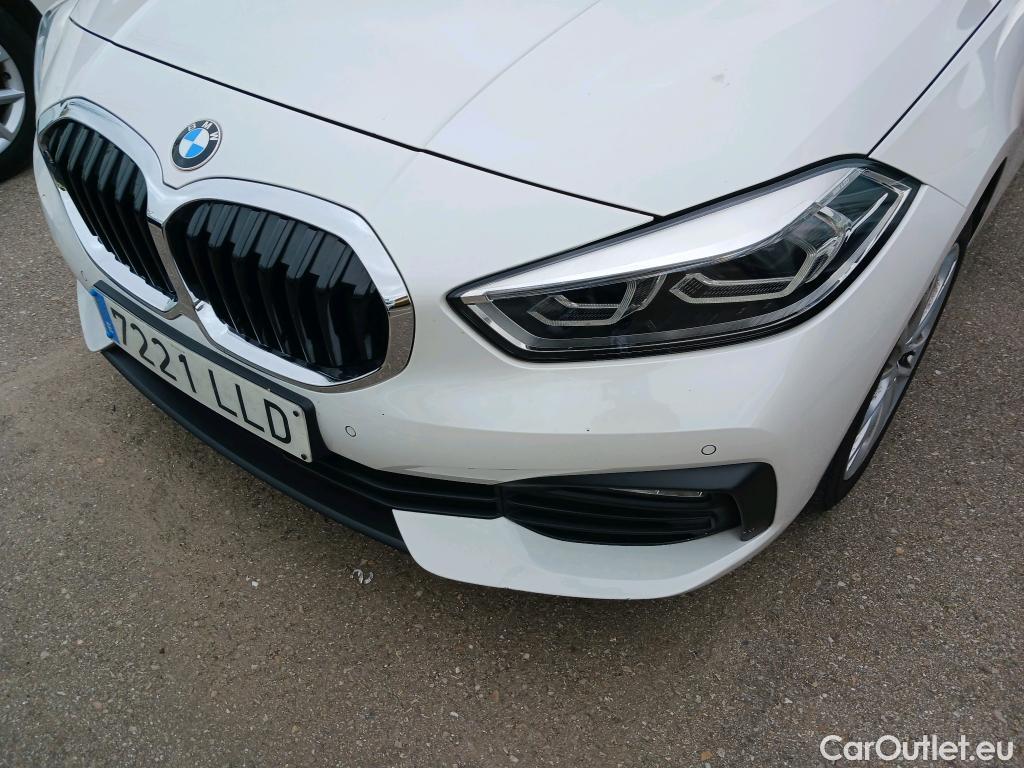  Bmw  Serie 1 BMW  / 2019 / 5P / berlina con portón 118i #21