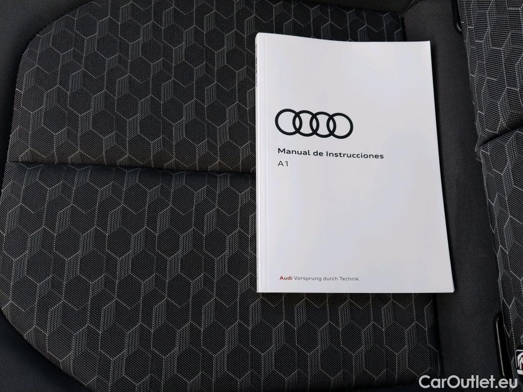  Audi  A1 Sportback AUDI A1 / 2018 / 5P / berlina con portón Sportback Adrenalin 30 TFSI 81kW S tron(SP) #13