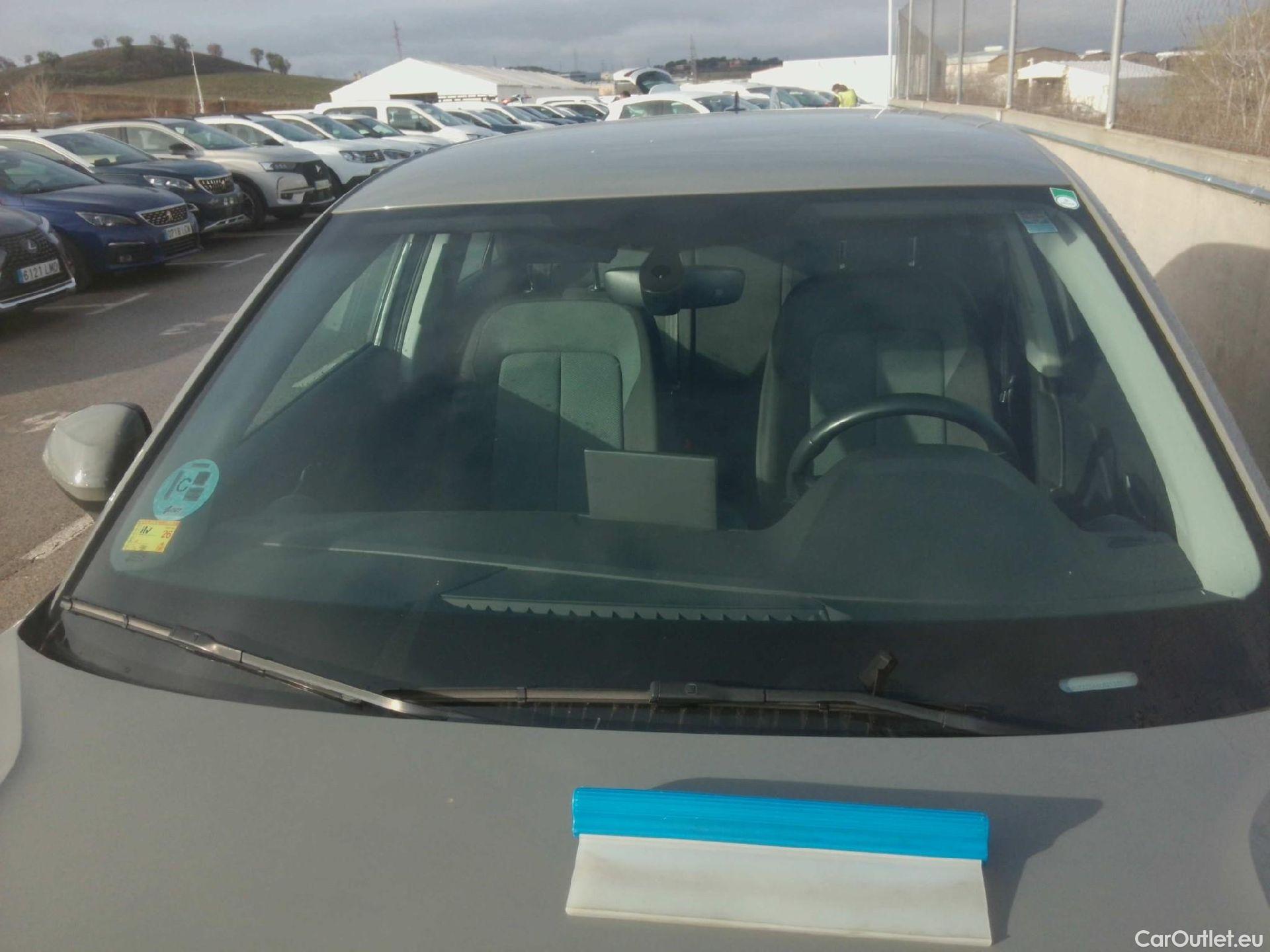  Audi  Q2 AUDI  / 2016 / 5P / todoterreno Design 30 TFSI 85kW (116CV) #1