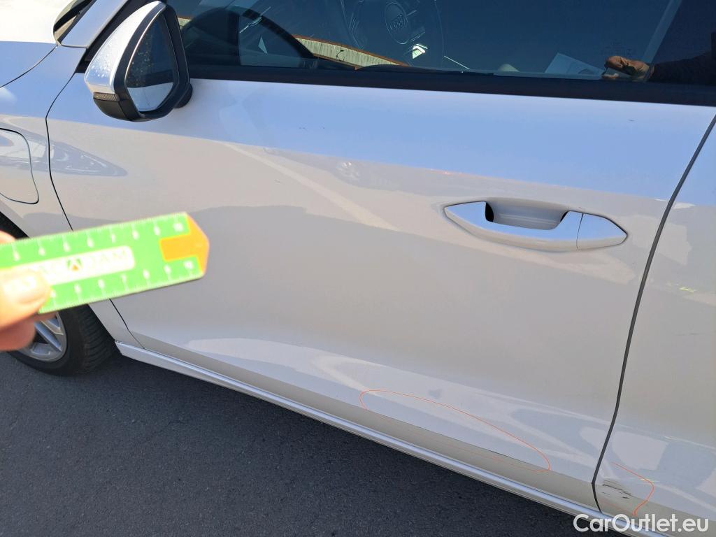  Audi  A3 AUDI  / 2020 / 5P / berlina con portón Sportback Advanced 40 TFSI e 150kW S tro #9