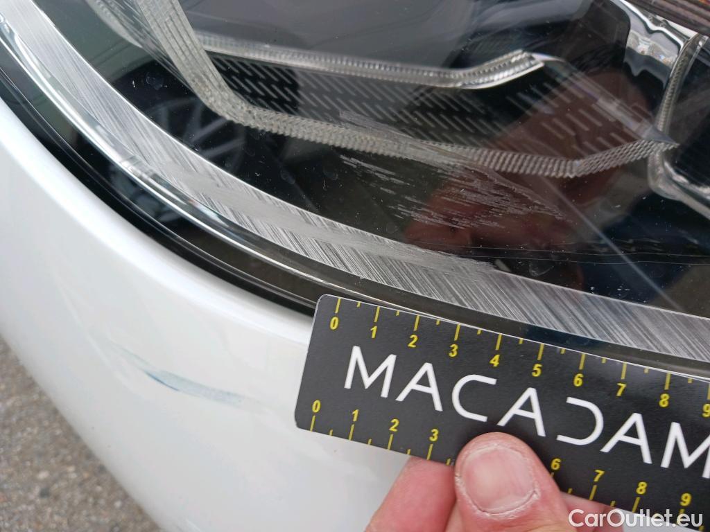  Bmw  Serie 1 BMW  / 2019 / 5P / berlina con portón 118i #20