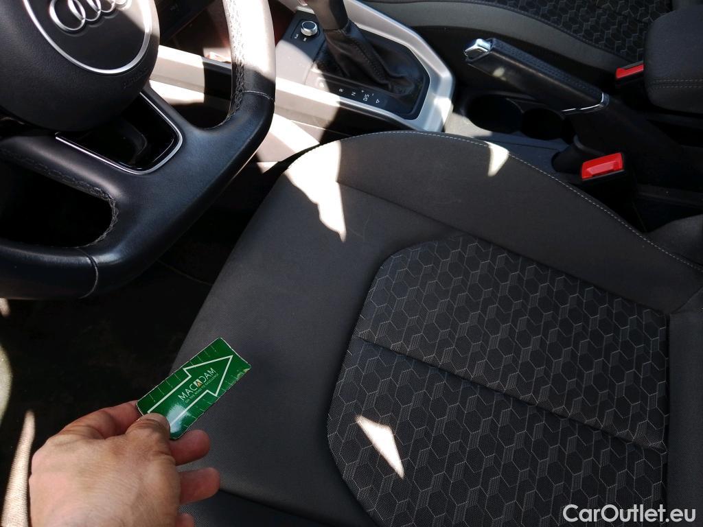  Audi  A1 Sportback AUDI A1 / 2018 / 5P / berlina con portón Sportback Adrenalin 30 TFSI 81kW S tron(SP) #4