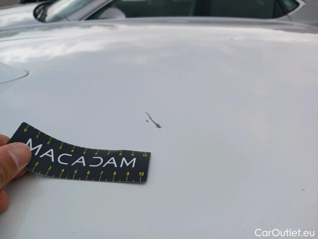  Bmw  Serie 1 BMW  / 2019 / 5P / berlina con portón 118i #2