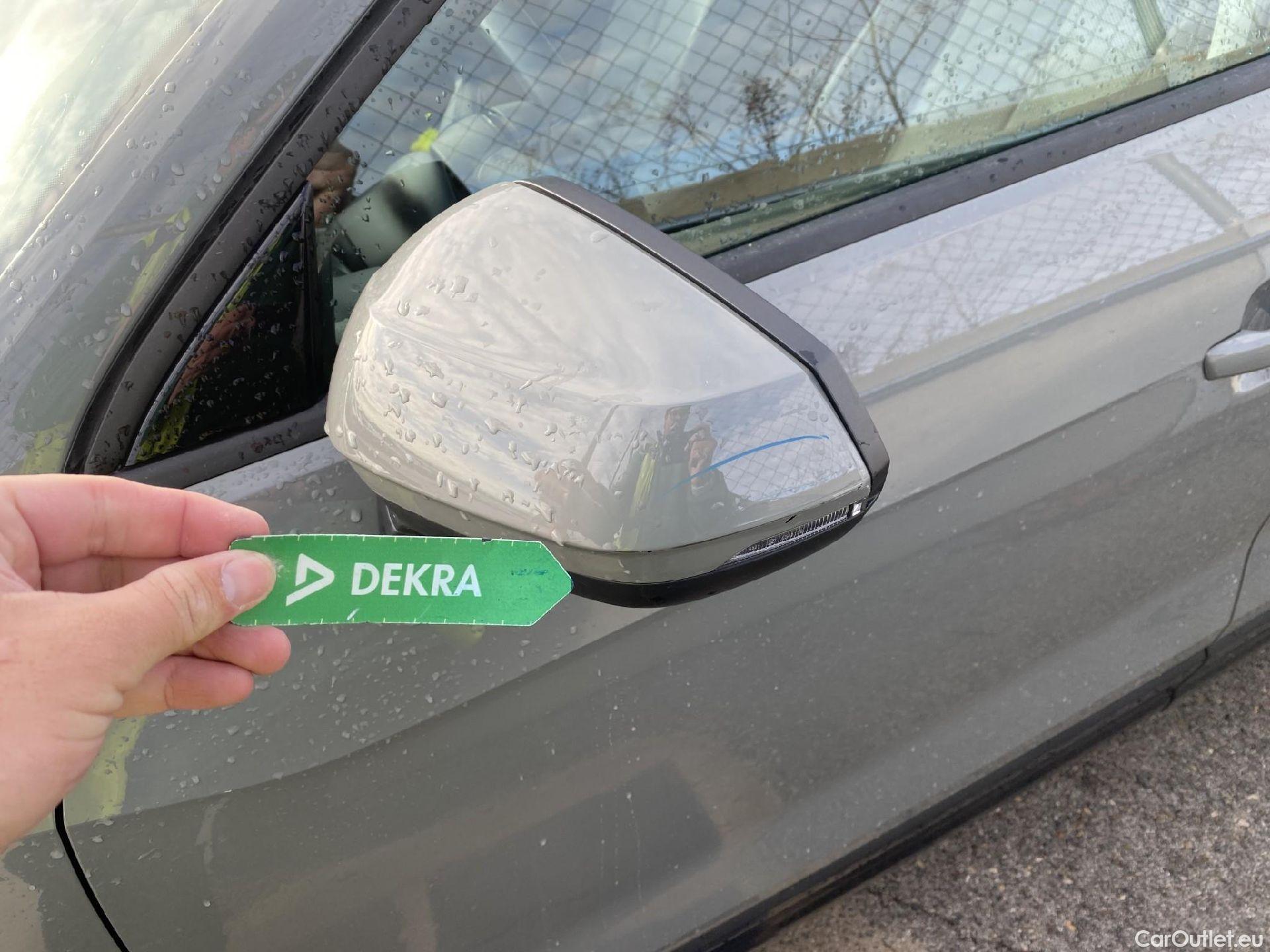  Audi  Q2 AUDI  / 2016 / 5P / todoterreno Design 30 TFSI 85kW (116CV) #7