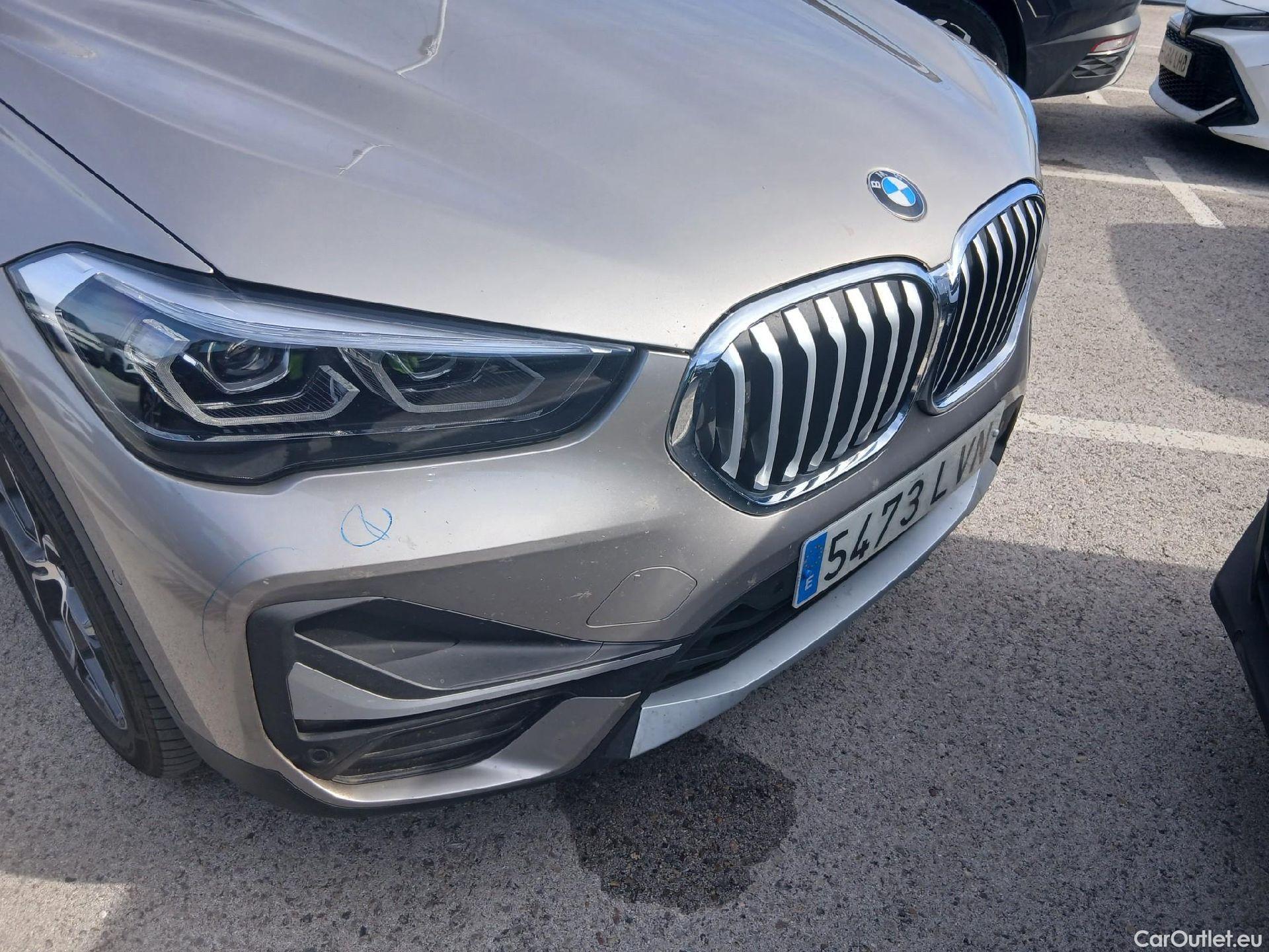  Bmw  X1 BMW  / 2019 / 5P / todoterreno sDrive18d #3