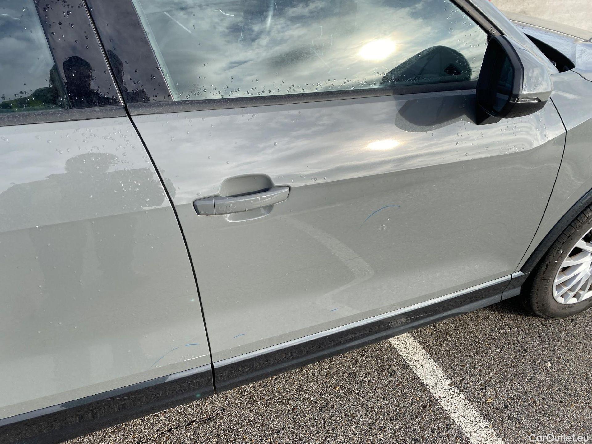  Audi  Q2 AUDI  / 2016 / 5P / todoterreno Design 30 TFSI 85kW (116CV) #19