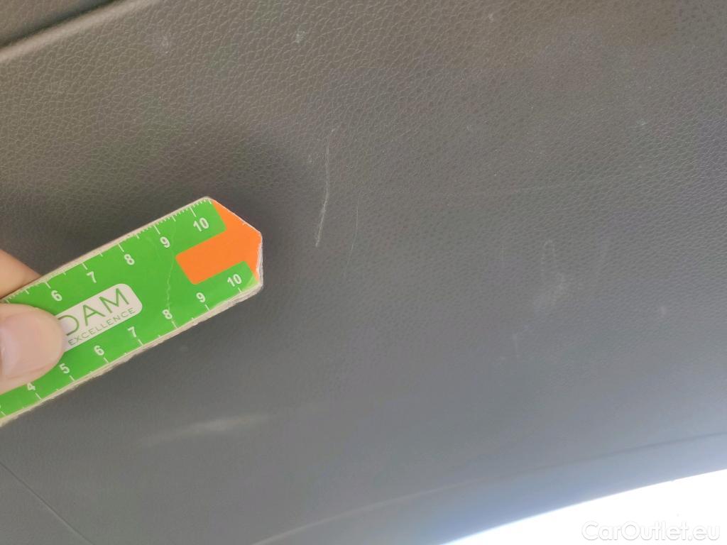  Mercedes  GLA MERCEDES-BENZ Clase  / 2017 / 5P / todoterreno  200 d #10