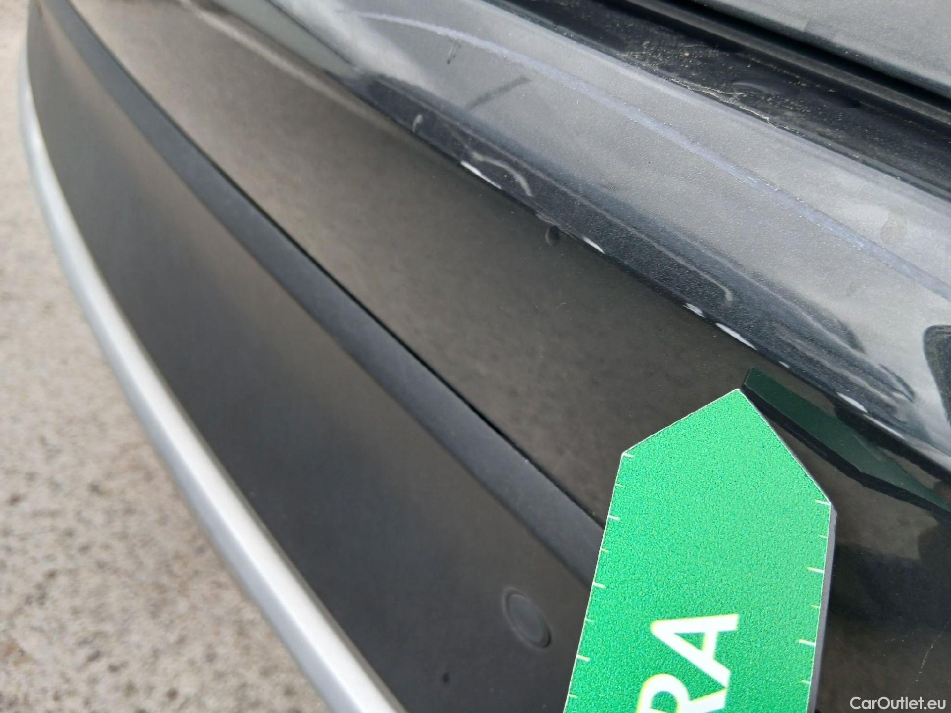  KIA  XCeed KIA  1.6 GDi PHEV 104kW (141CV) eDrive (AC) #30