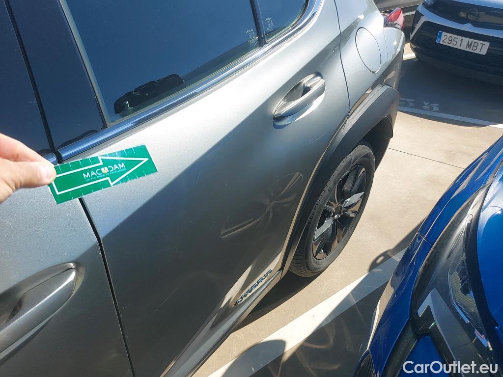  Lexus  UX LEXUS  / 2018 / 5P / todoterreno 2.0 250h Business Navigation (CX) #26