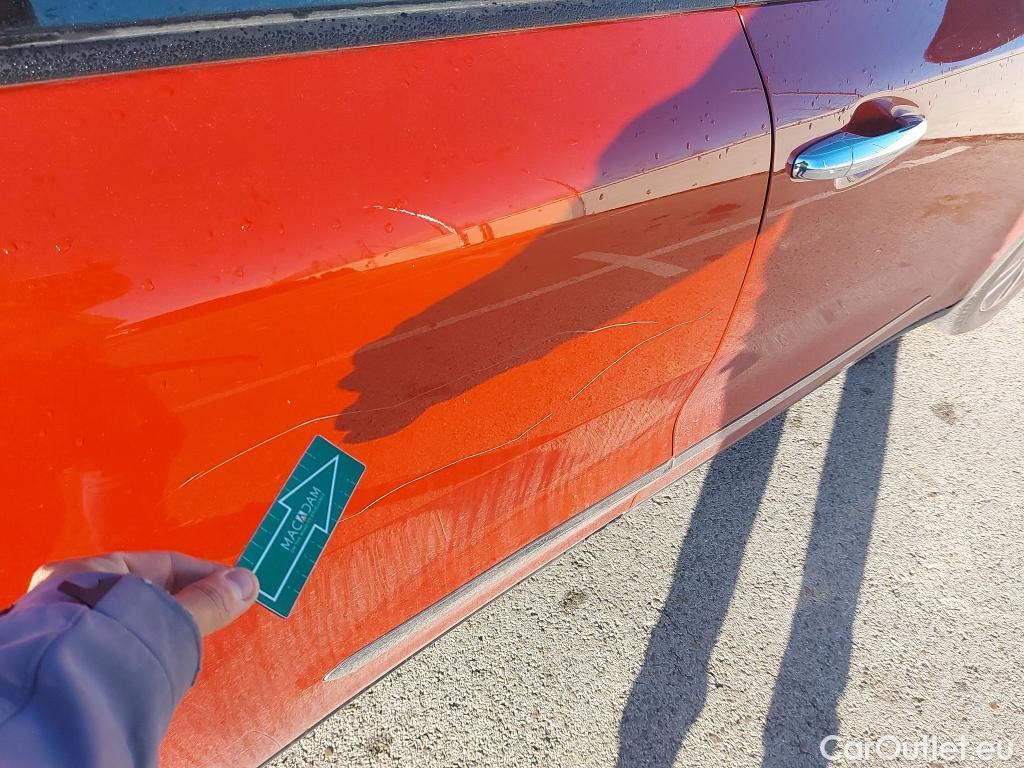  KIA  Niro KIA  / 2019 / 5P / crossover 1.6 GDi PHEV 104kW (141CV) Drive #5