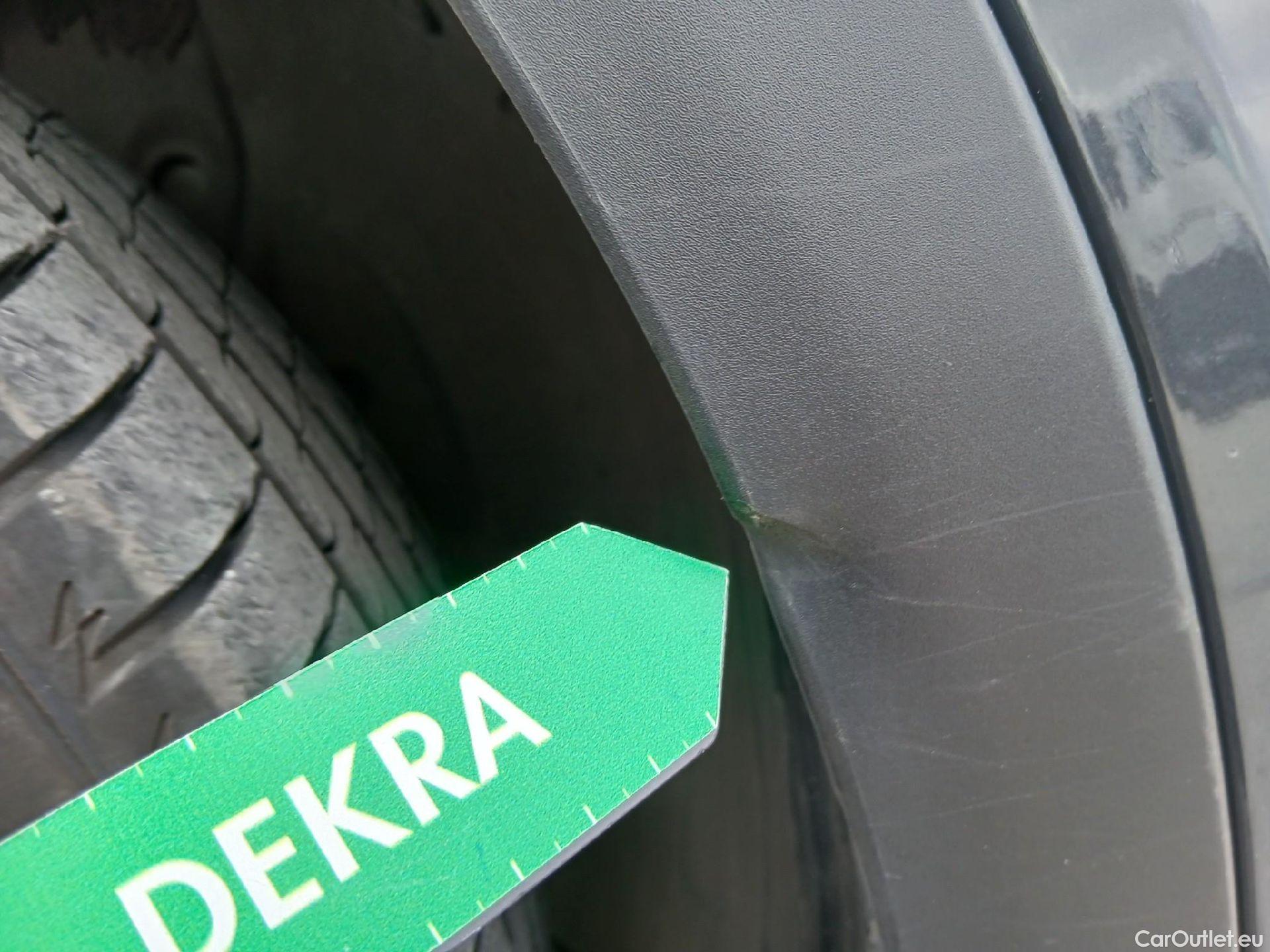  KIA  XCeed KIA  1.6 GDi PHEV 104kW (141CV) eDrive (AC) #8