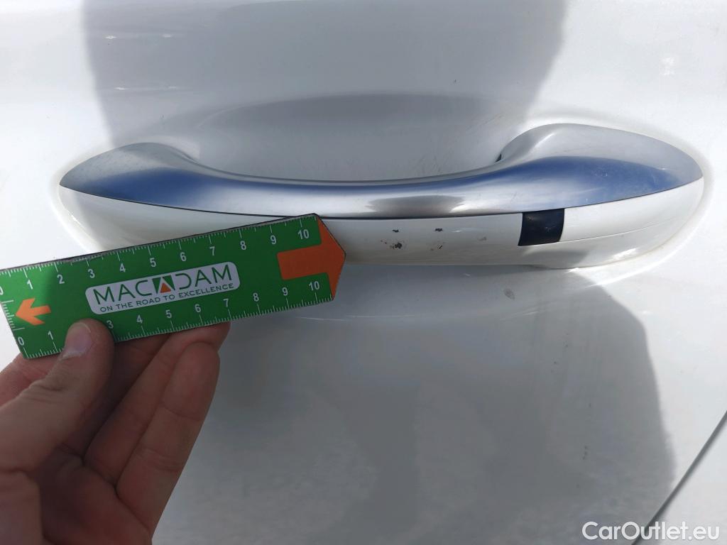  Hyundai  Santa Fe HYUNDAI  / 2021 / 5P / todoterreno 2.2 CRDi Tecno DCT 4x2 #42