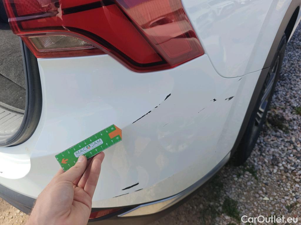  Hyundai  Santa Fe HYUNDAI  / 2021 / 5P / todoterreno 2.2 CRDi Tecno DCT 4x2 #34