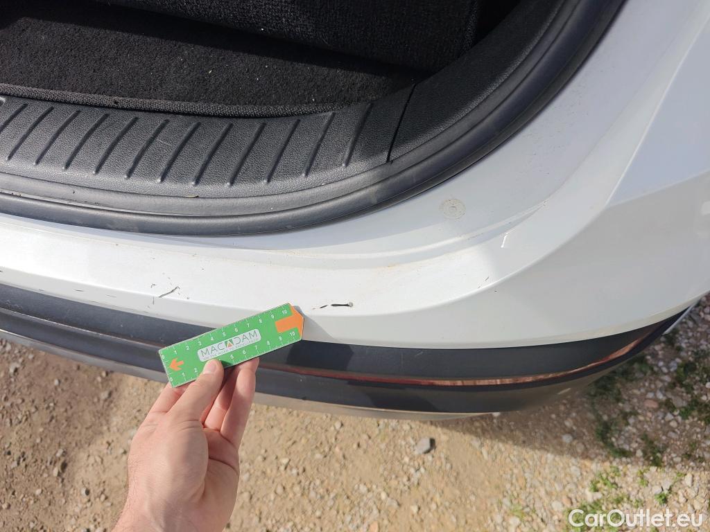  Hyundai  Santa Fe HYUNDAI  / 2021 / 5P / todoterreno 2.2 CRDi Tecno DCT 4x2 #33