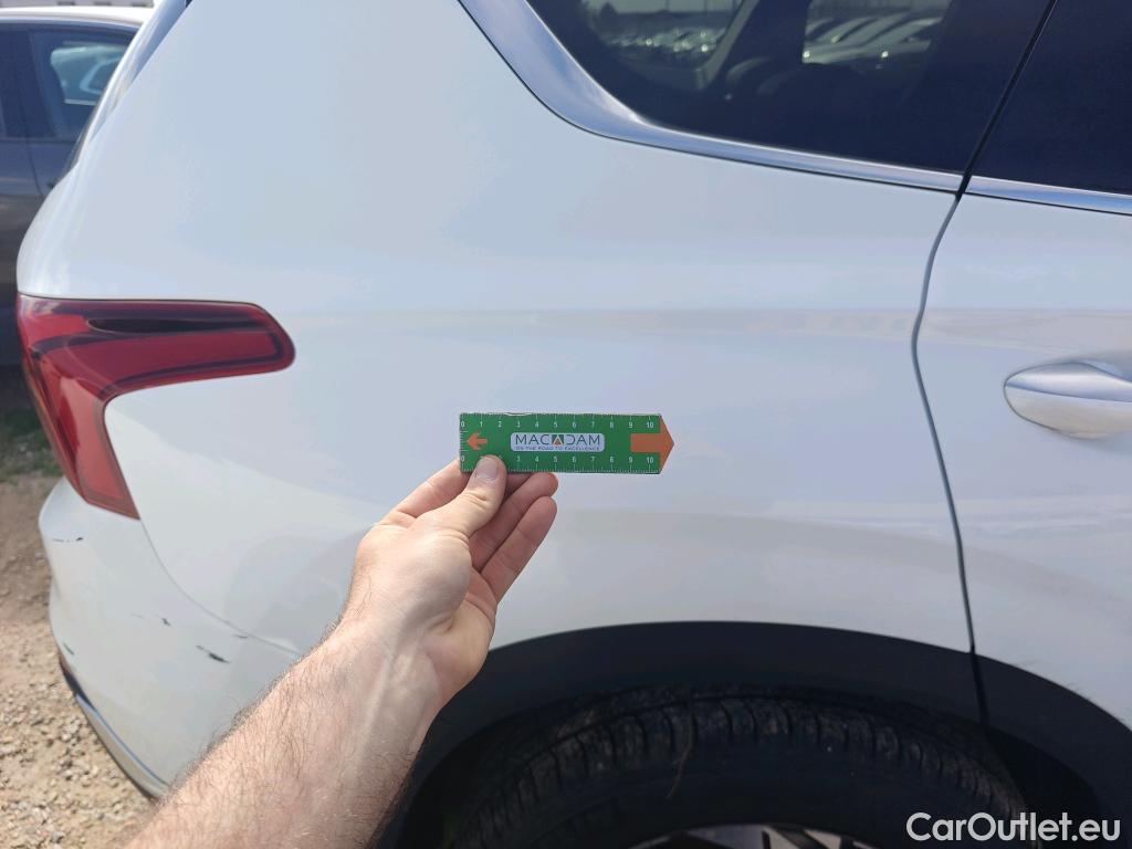  Hyundai  Santa Fe HYUNDAI  / 2021 / 5P / todoterreno 2.2 CRDi Tecno DCT 4x2 #50