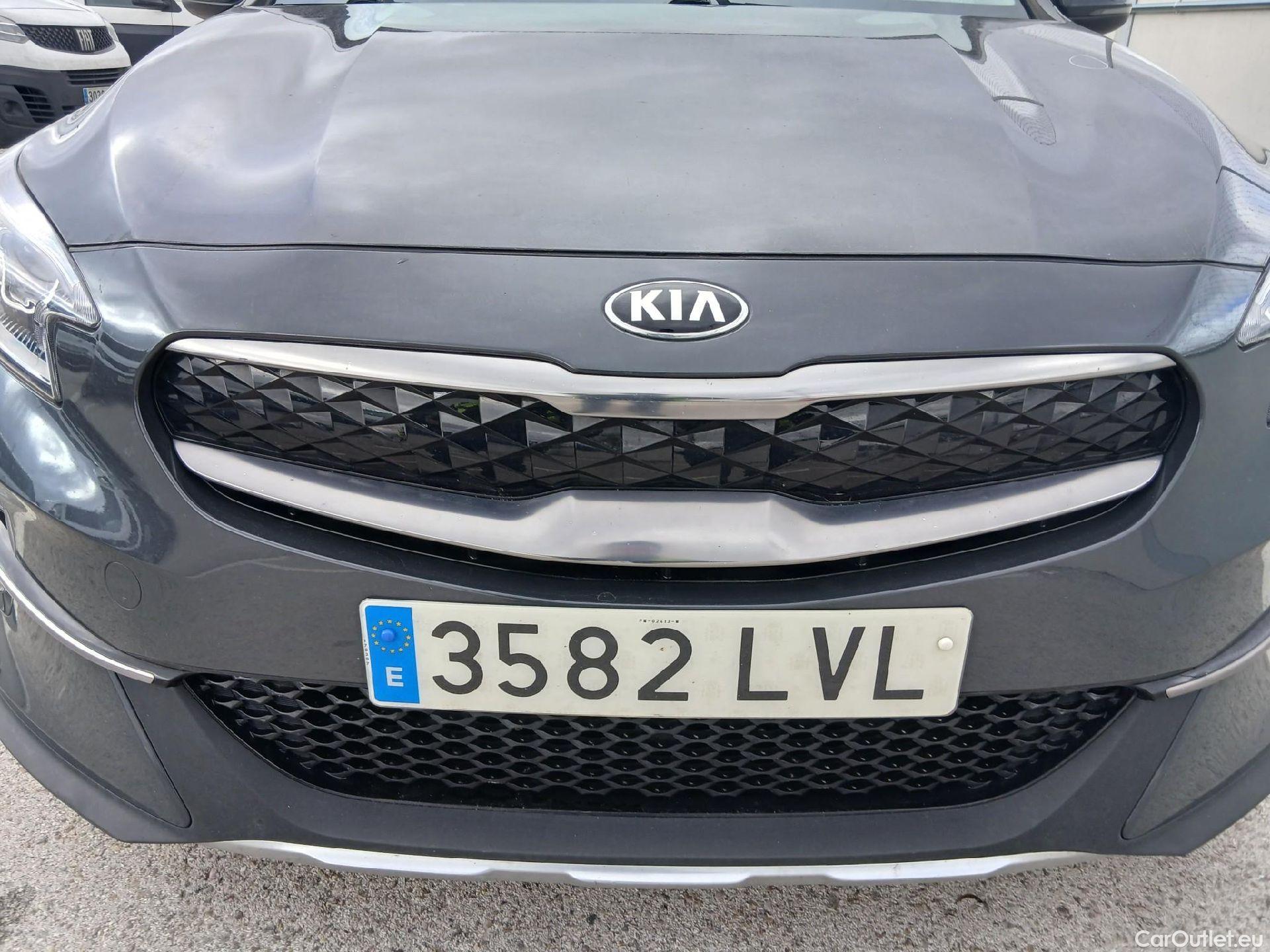  KIA  XCeed KIA  1.6 GDi PHEV 104kW (141CV) eDrive (AC) #10