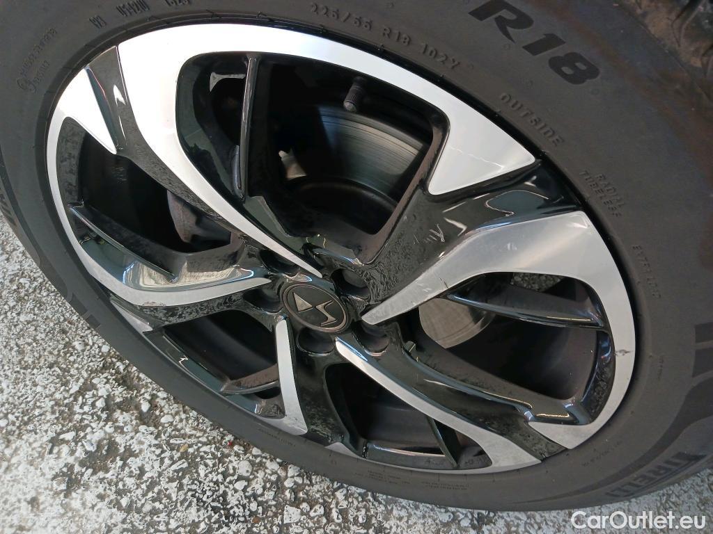  DS  DS7 DS DS 7 Crossback / 2017 / 5P / todoterreno BlueHDi DE 96kW (130CV) Auto. BASTILLE (AC2) #6