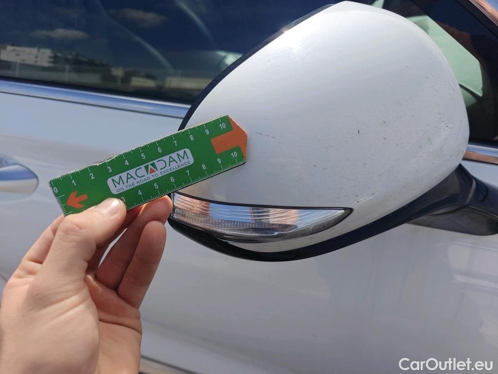  Hyundai  Santa Fe HYUNDAI  / 2021 / 5P / todoterreno 2.2 CRDi Tecno DCT 4x2 #55