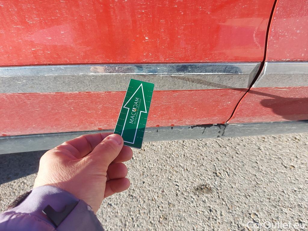  KIA  Niro KIA  / 2019 / 5P / crossover 1.6 GDi PHEV 104kW (141CV) Drive #22