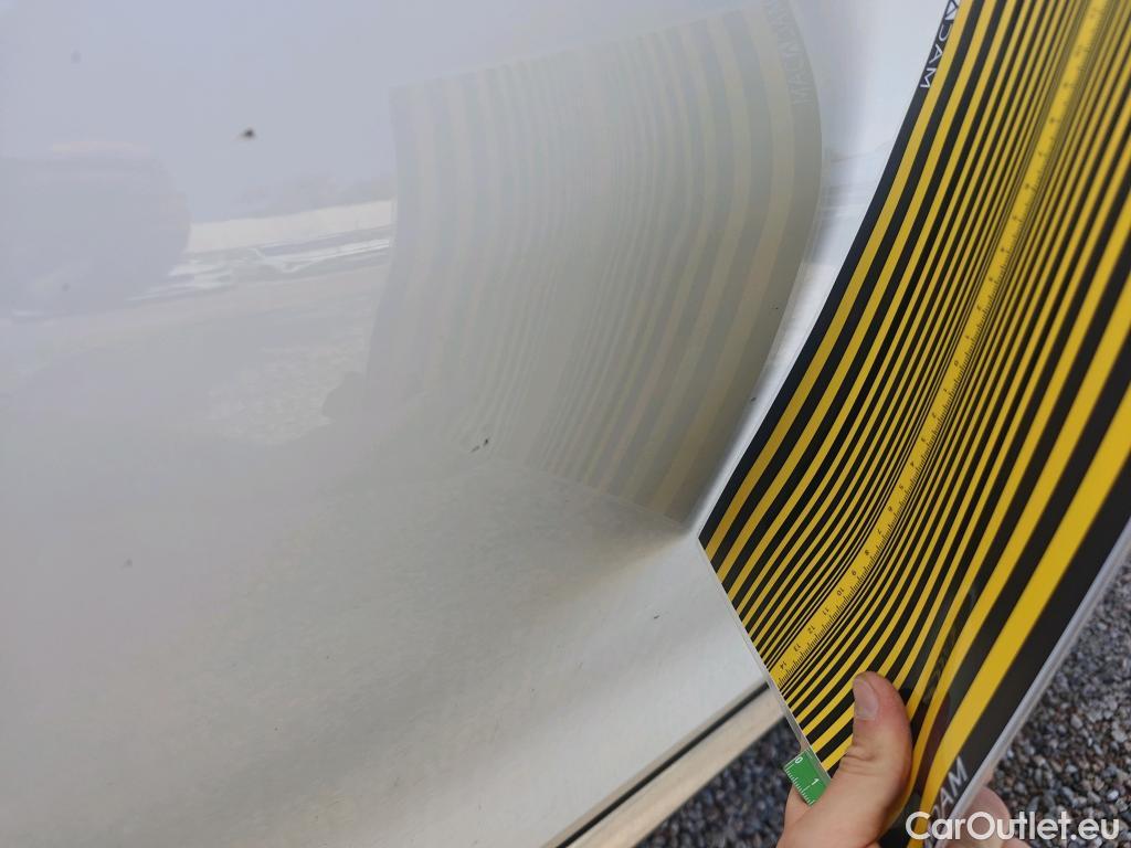  Hyundai  Santa Fe HYUNDAI  / 2021 / 5P / todoterreno 2.2 CRDi Tecno DCT 4x2 #7