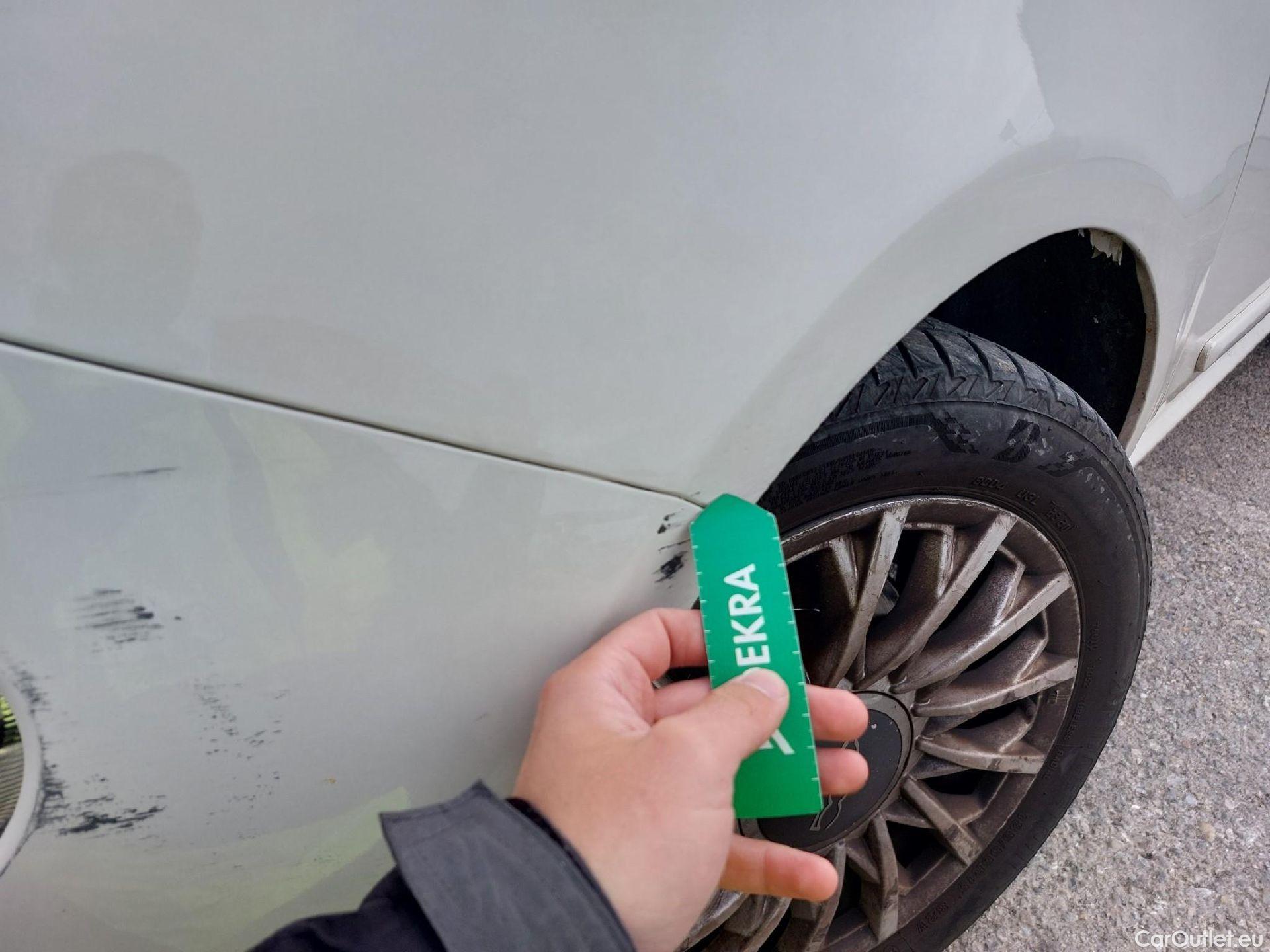  Fiat  500 FIAT  / 2015 / 3P / berlina con portón Mirror 1.2 8v 51KW (69 CV)(SP) #13