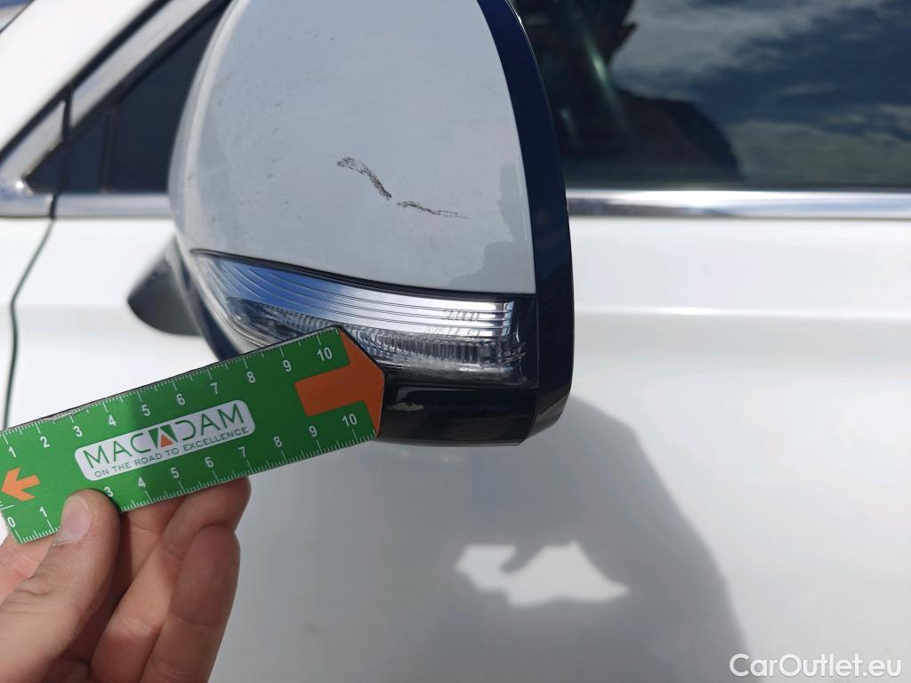  Hyundai  Santa Fe HYUNDAI  / 2021 / 5P / todoterreno 2.2 CRDi Tecno DCT 4x2 #49