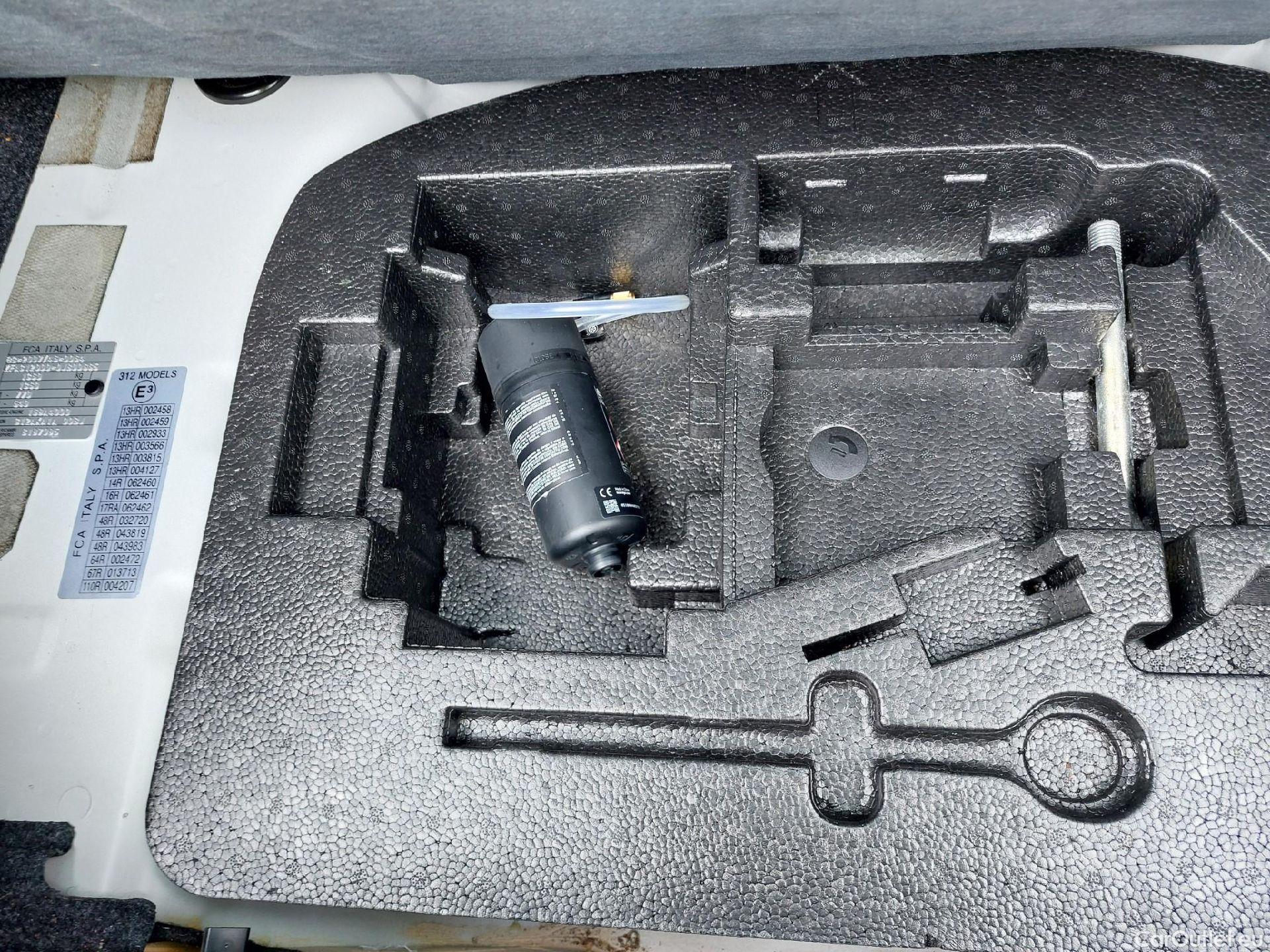  Fiat  500 FIAT  / 2015 / 3P / berlina con portón Mirror 1.2 8v 51KW (69 CV)(SP) #29