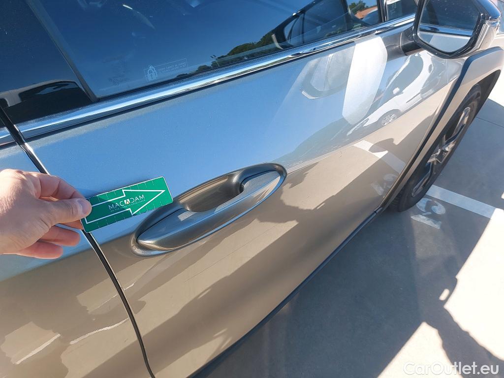  Lexus  UX LEXUS  / 2018 / 5P / todoterreno 2.0 250h Business Navigation (CX) #5