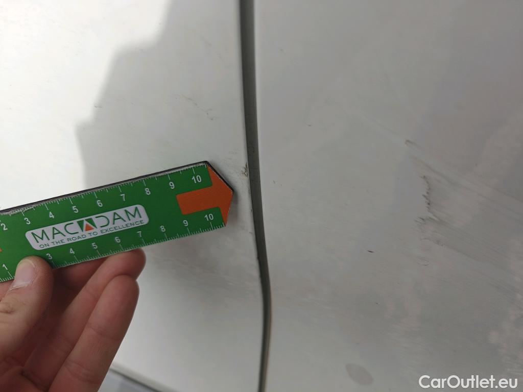  Hyundai  Santa Fe HYUNDAI  / 2021 / 5P / todoterreno 2.2 CRDi Tecno DCT 4x2 #46