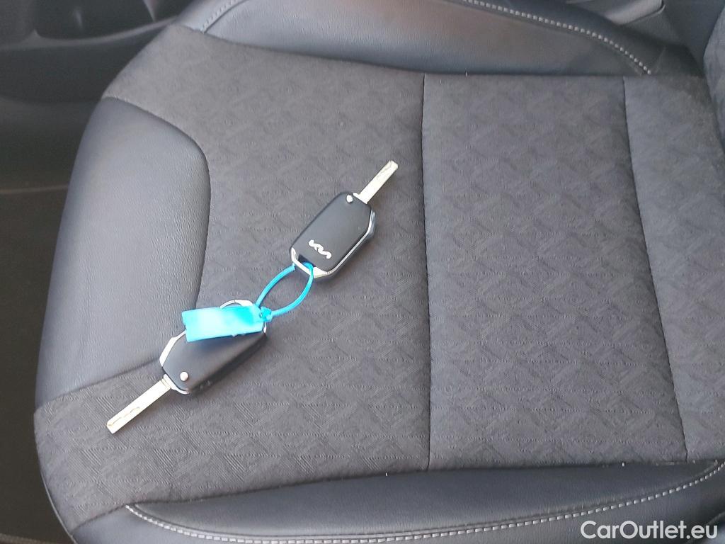  KIA  Niro KIA  / 2019 / 5P / crossover 1.6 GDi PHEV 104kW (141CV) Drive #8