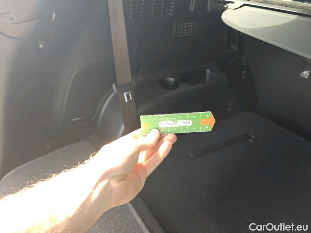  Hyundai  Santa Fe HYUNDAI  / 2021 / 5P / todoterreno 2.2 CRDi Tecno DCT 4x2 #22