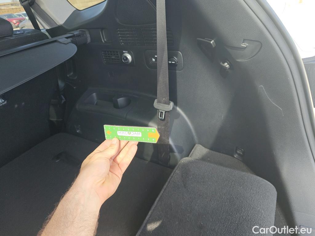  Hyundai  Santa Fe HYUNDAI  / 2021 / 5P / todoterreno 2.2 CRDi Tecno DCT 4x2 #19