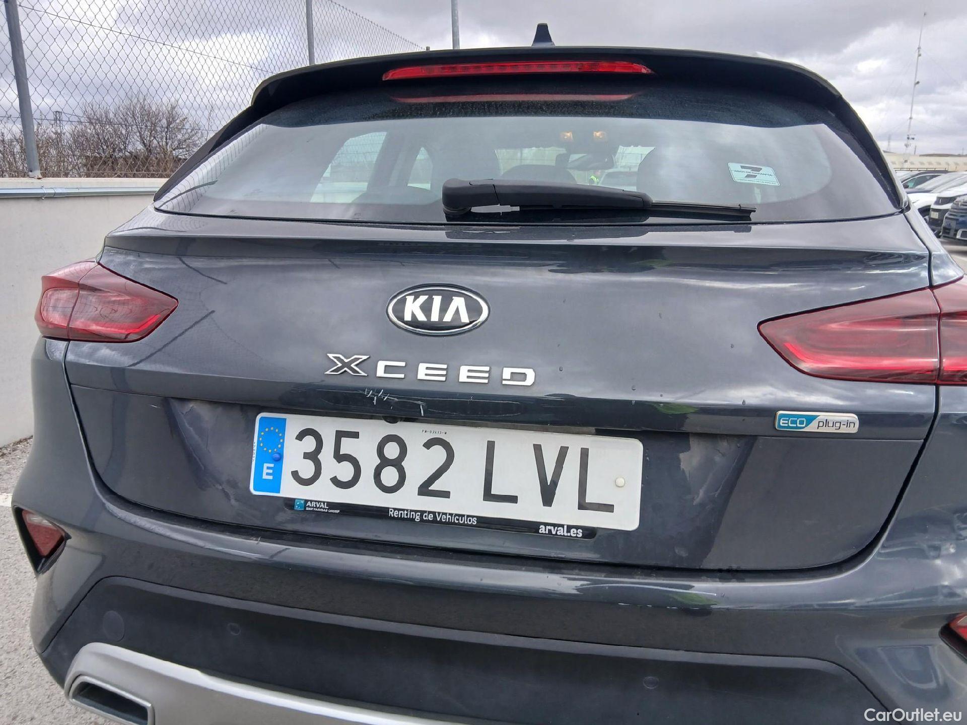  KIA  XCeed KIA  1.6 GDi PHEV 104kW (141CV) eDrive (AC) #32