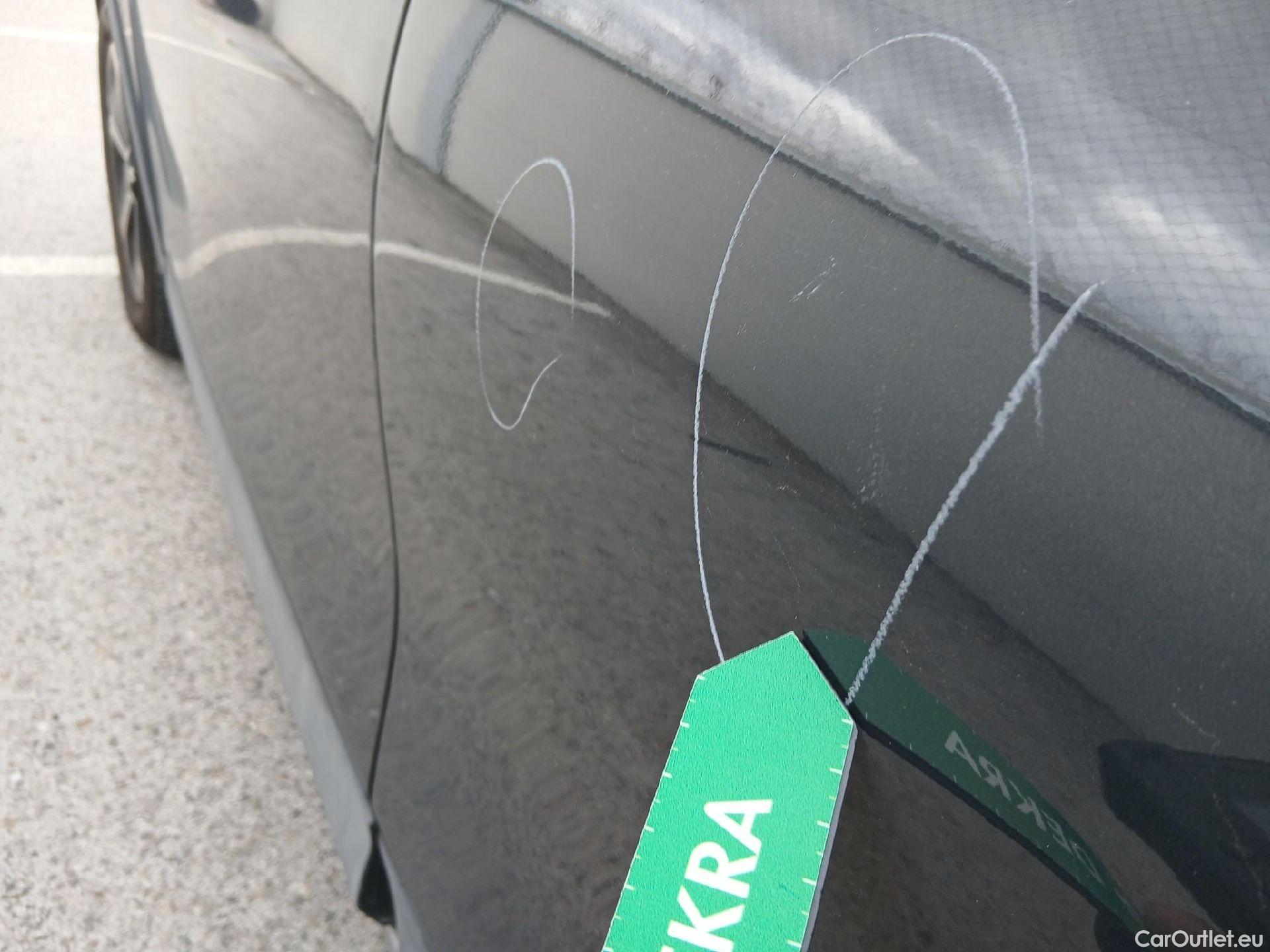  KIA  XCeed KIA  1.6 GDi PHEV 104kW (141CV) eDrive (AC) #18