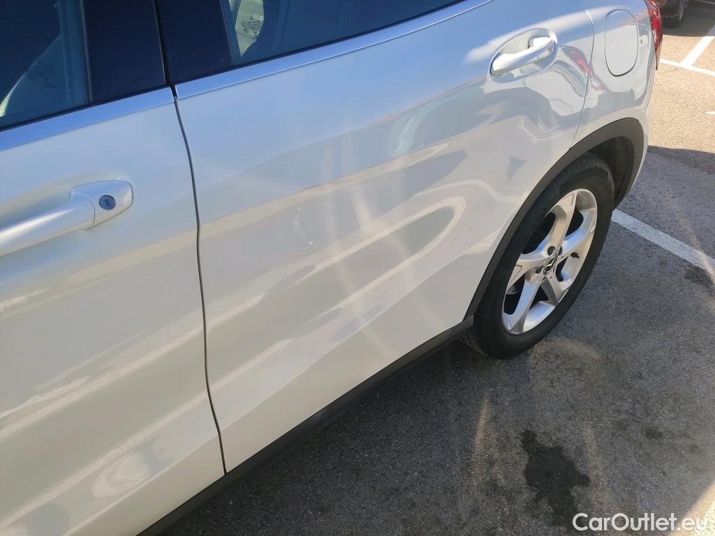  Mercedes  GLA MERCEDES-BENZ Clase  / 2017 / 5P / todoterreno  200 d #3