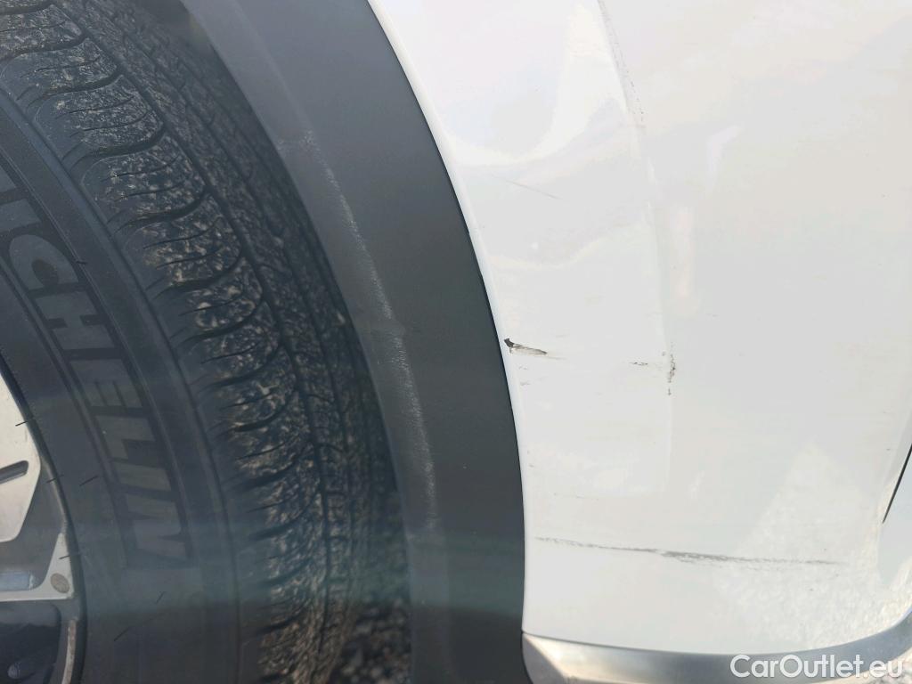  Hyundai  Santa Fe HYUNDAI  / 2021 / 5P / todoterreno 2.2 CRDi Tecno DCT 4x2 #16