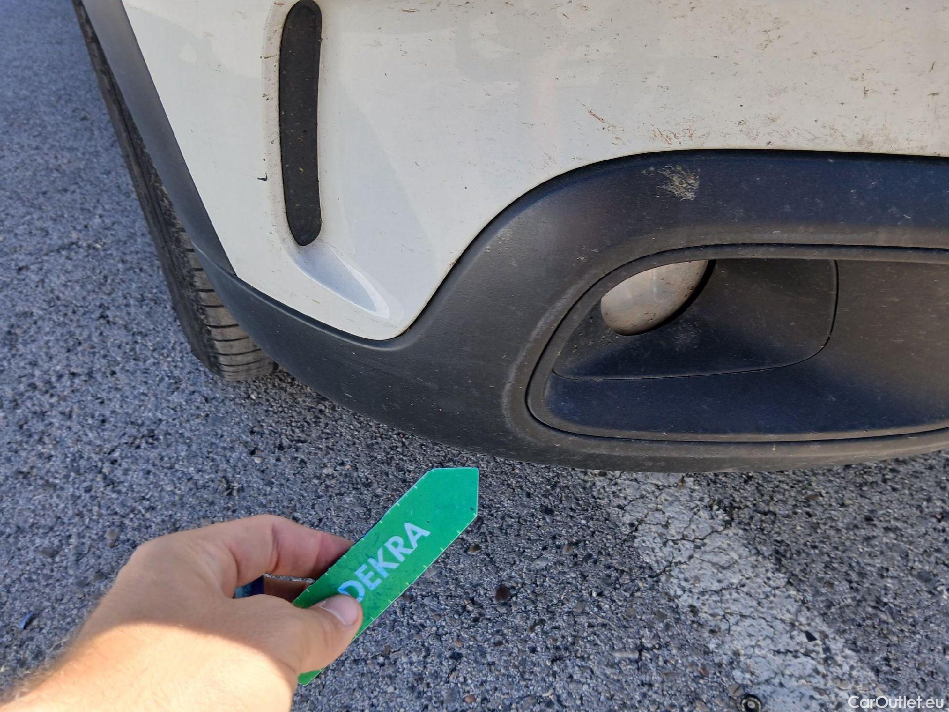  Citroen  C4 Cactus CITROEN  / 2018 / 5P / berlina con portón BlueHDi 73KW (100CV) Feel #6