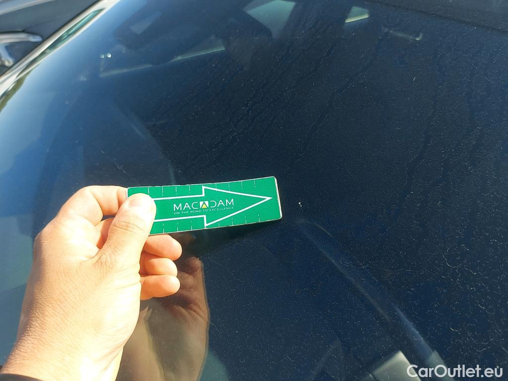  Lexus  UX LEXUS  / 2018 / 5P / todoterreno 2.0 250h Business Navigation (CX) #2