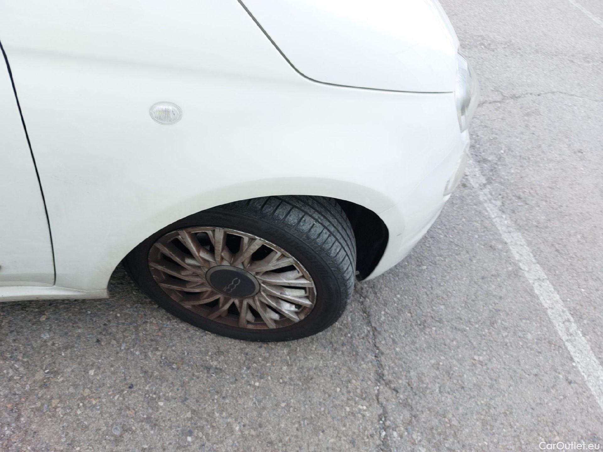  Fiat  500 FIAT  / 2015 / 3P / berlina con portón Mirror 1.2 8v 51KW (69 CV)(SP) #28