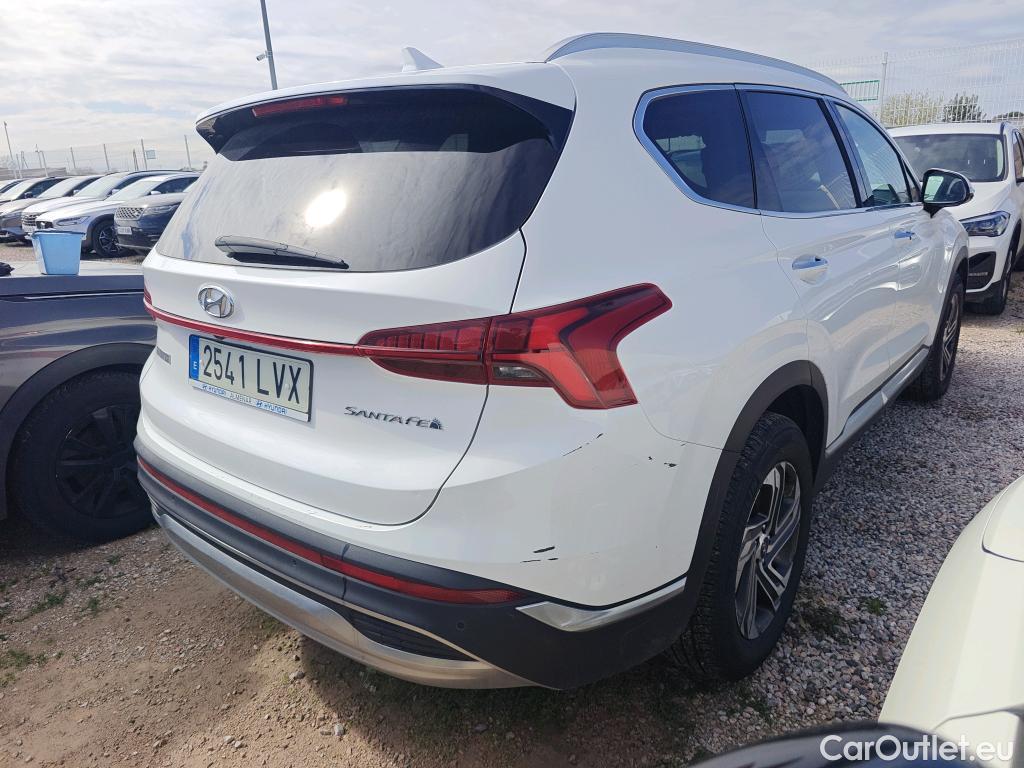  Hyundai  Santa Fe HYUNDAI  / 2021 / 5P / todoterreno 2.2 CRDi Tecno DCT 4x2 #30